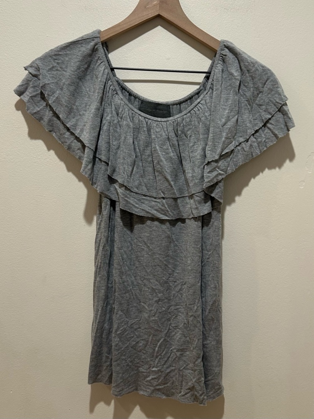 Sunday in Brooklyn Grey Layered Ruffle Off the Shoulder Knit Top - Women’s Small